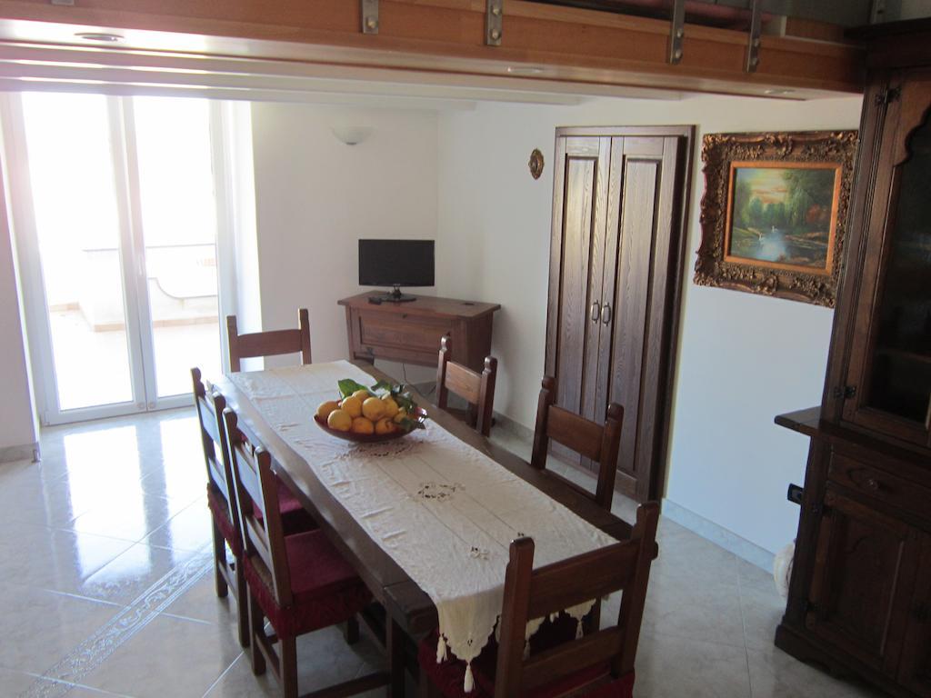 Villa Flora Ischia Szoba fotó