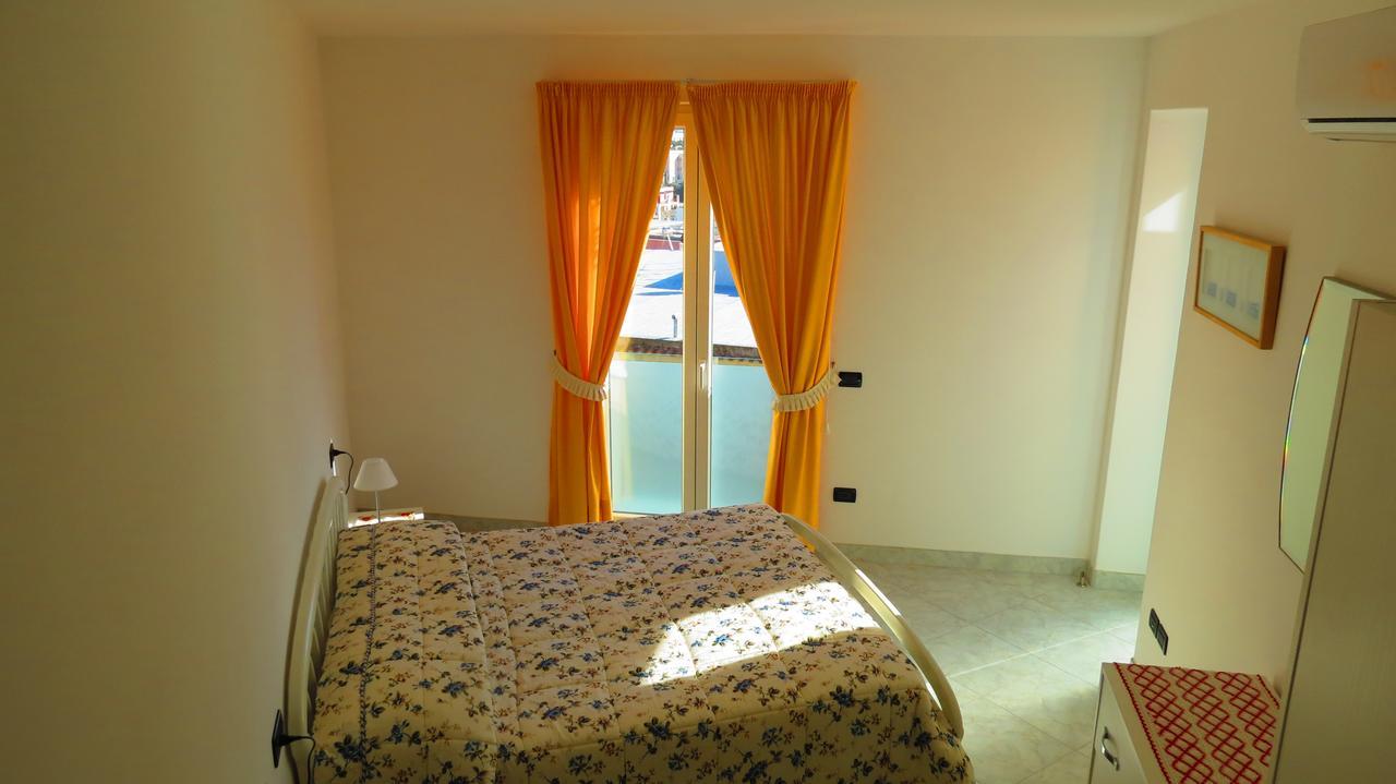 Villa Flora Ischia Kültér fotó